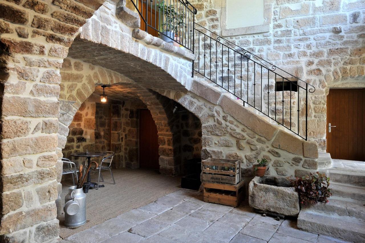 Chambre D'Hote Avec Jacuzzi Sanilhac  Экстерьер фото